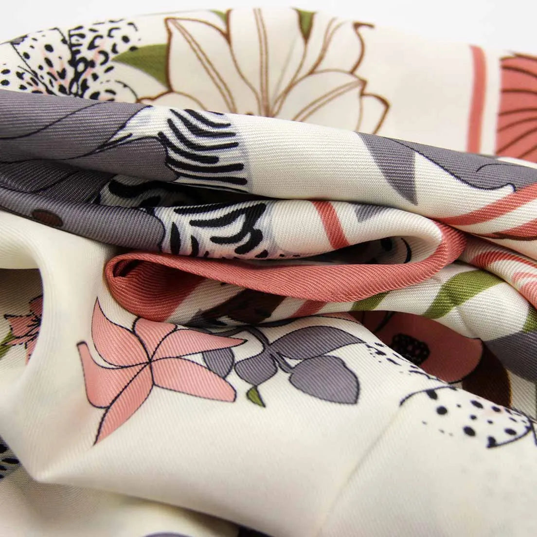Pañuelo Estampado Tipo Pareo Largo Diseño Floreado 90x180 cm - SLG042